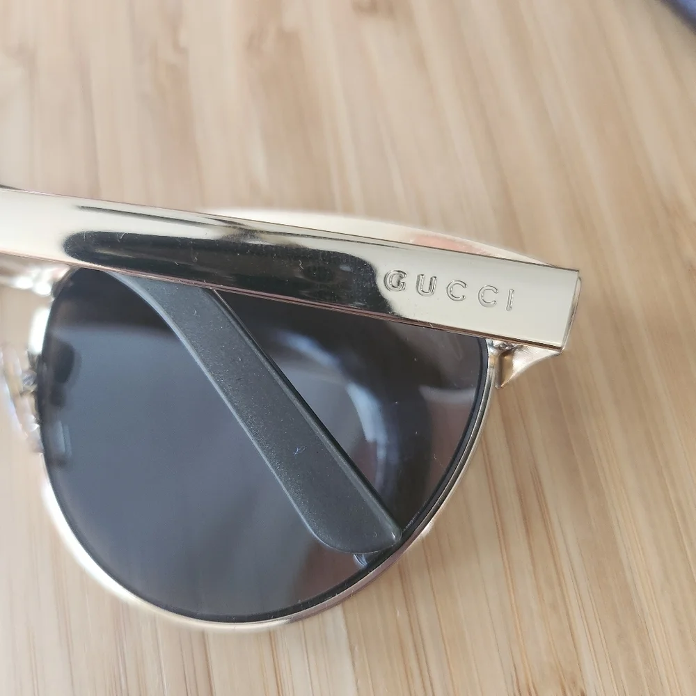 Gucci sunglasses with case